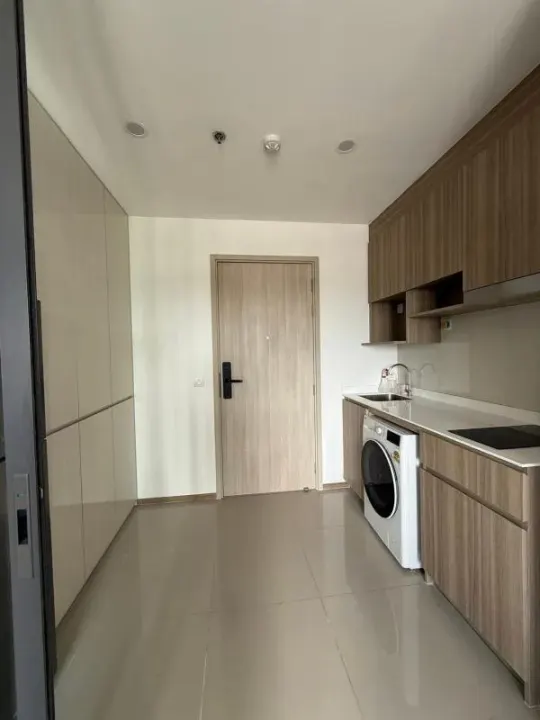 Property photos for Life Rama 4 - Asoke