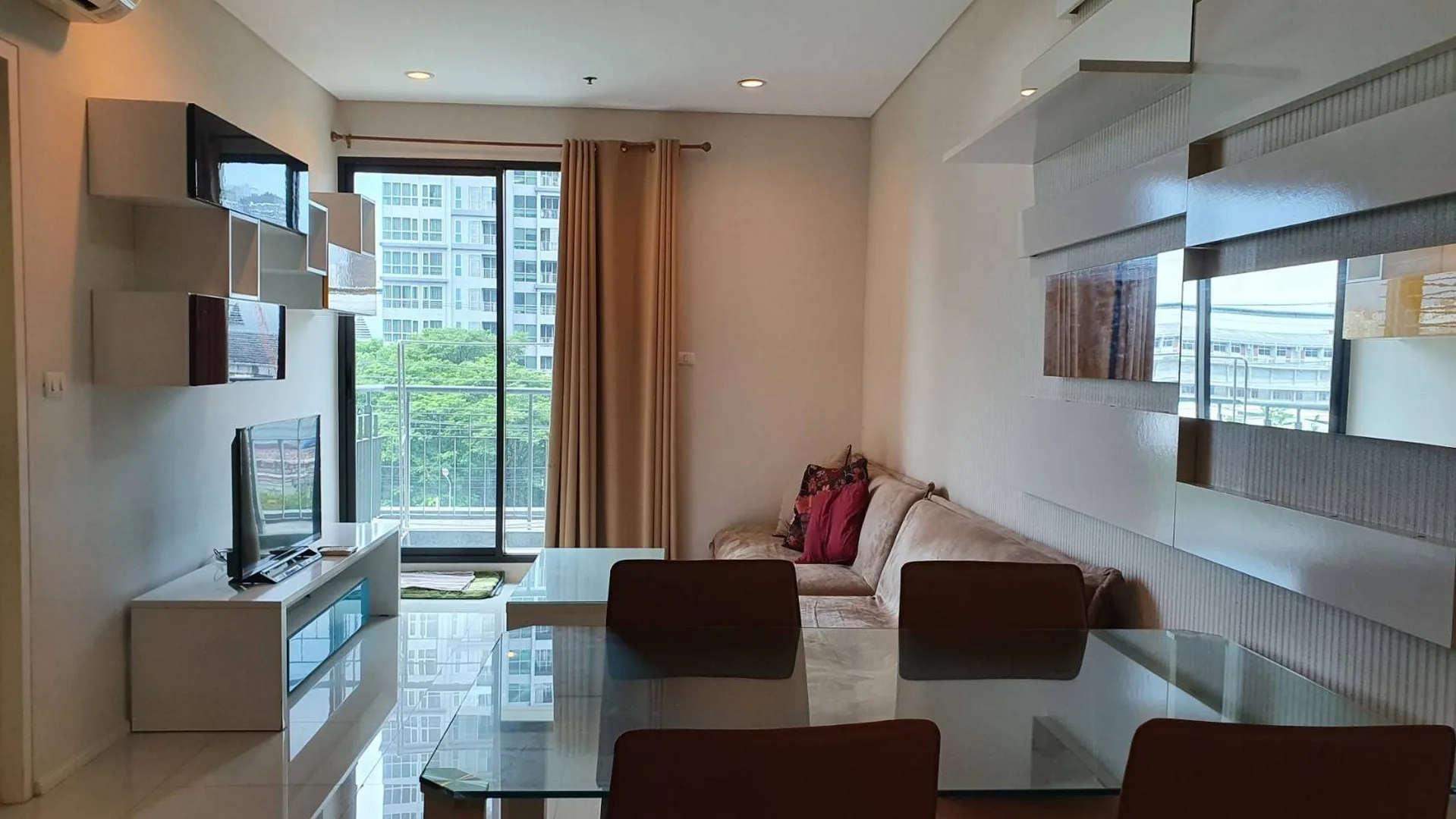 Property photos for Villa Asoke