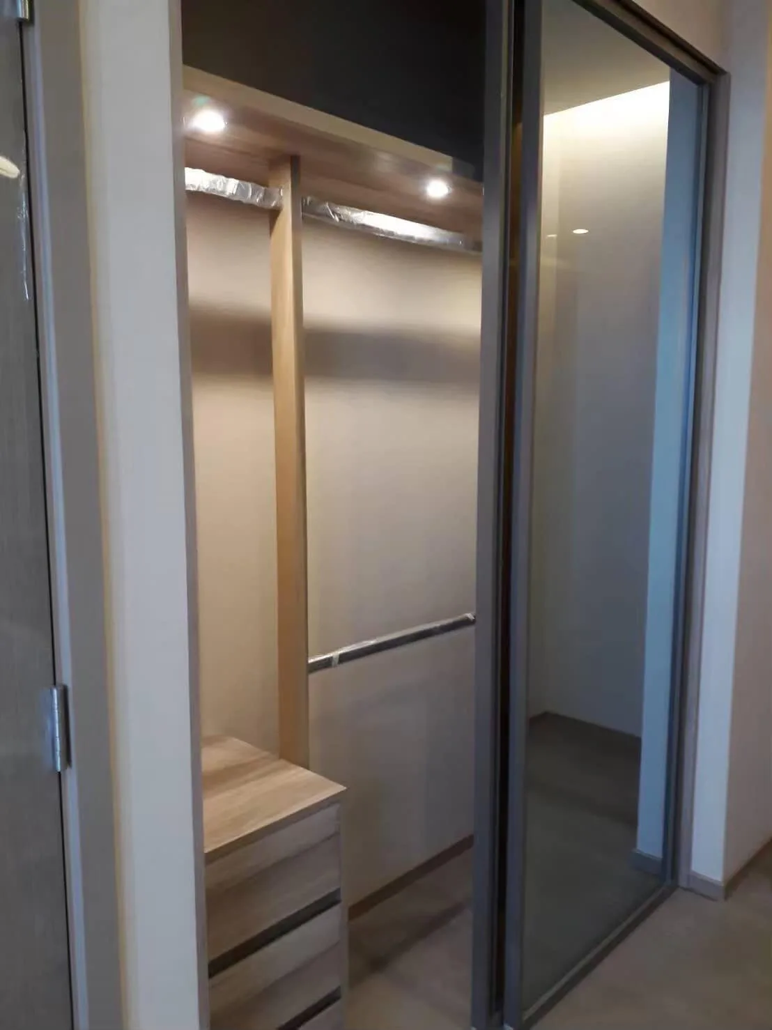 Property photos for The Esse Asoke