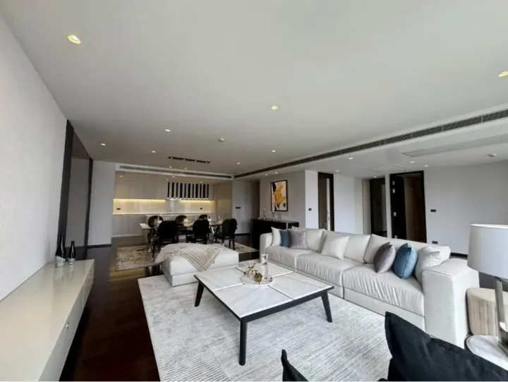 Property photos for La Citta Delre Thonglor 16