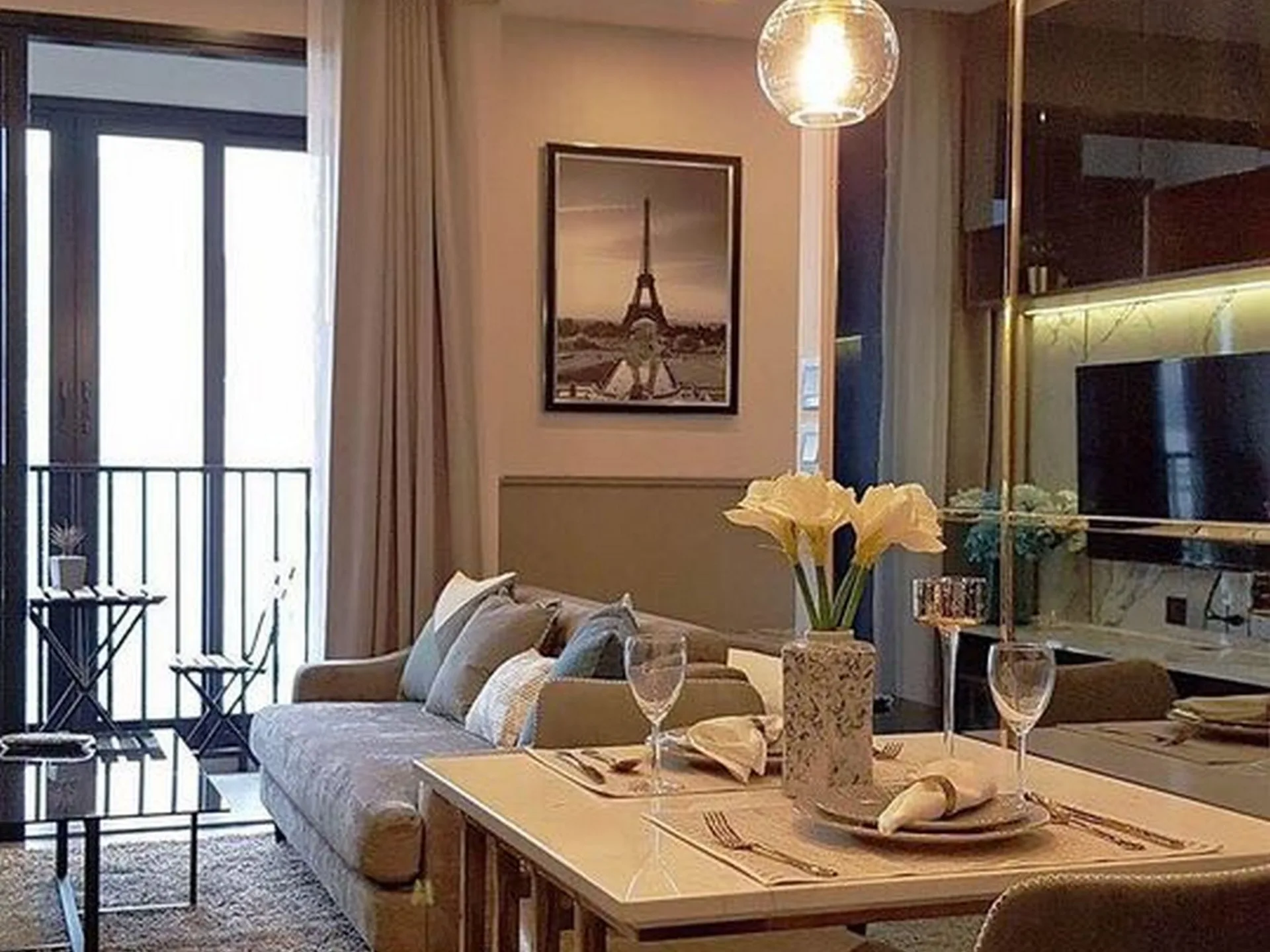 Property photos for Ashton Asoke