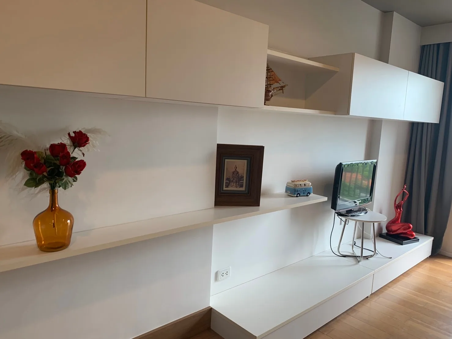 Property photos for Blocs 77