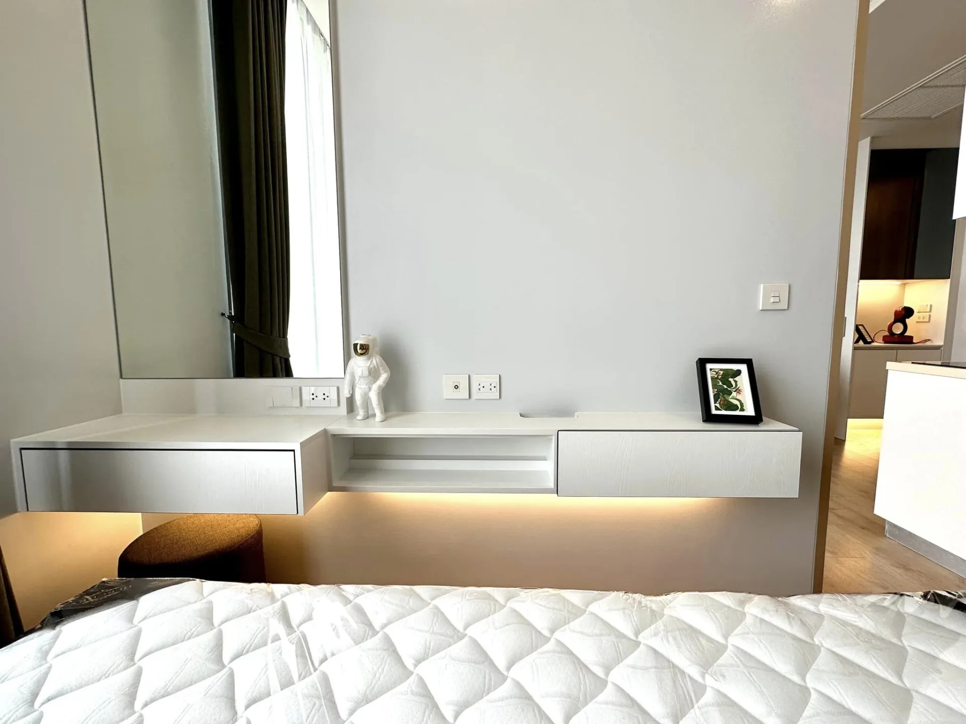 Property photos for Noble BE19