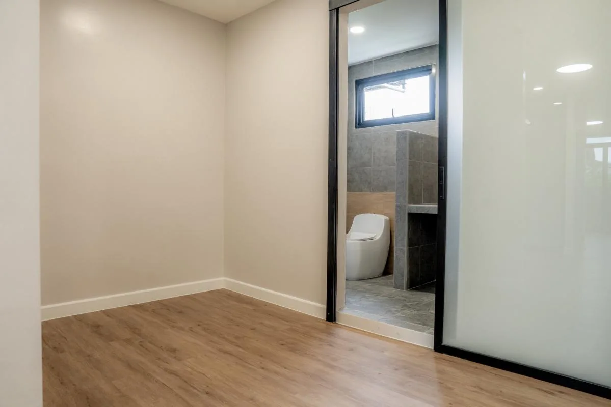 Property photos for Townhouse Soi Chaiyaphruek