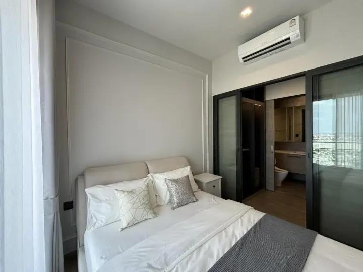 Property photos for The Crest Park Residences
