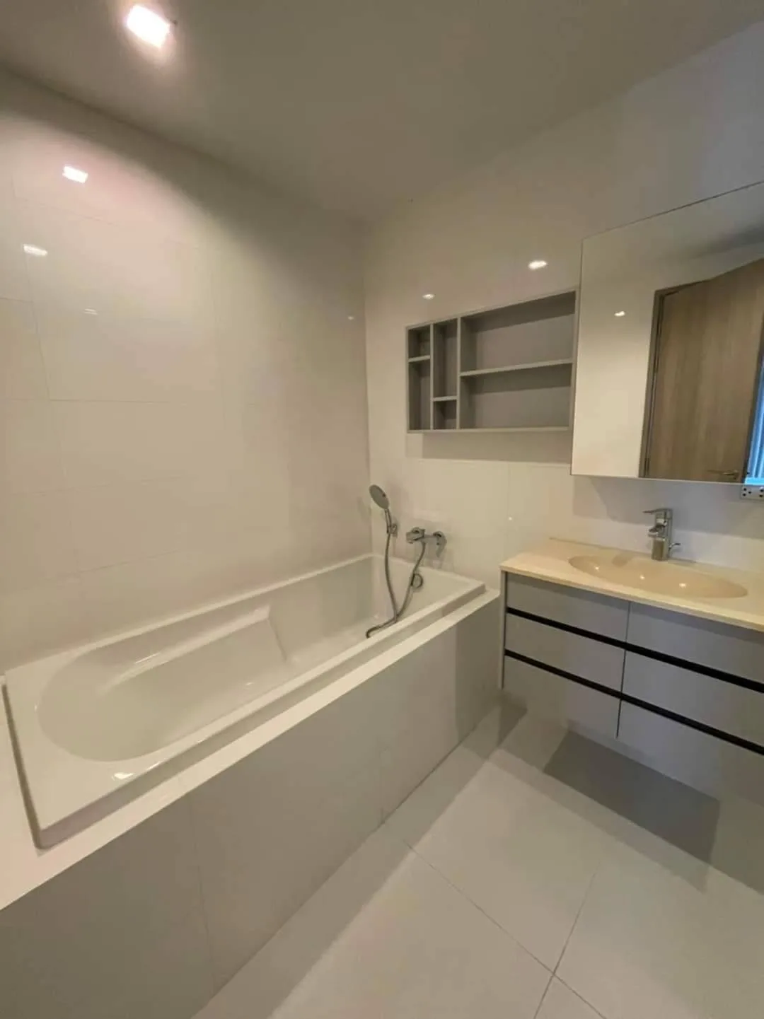 Property photos for HQ by Sansiri