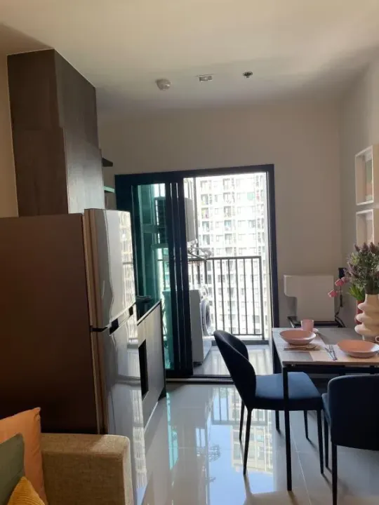 Property photos for The Base Phetchaburi-thonglor