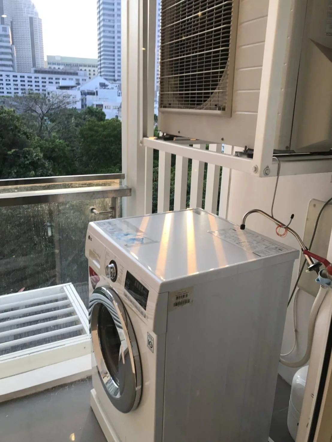 Property photos for The room Sathorn - TanonPun
