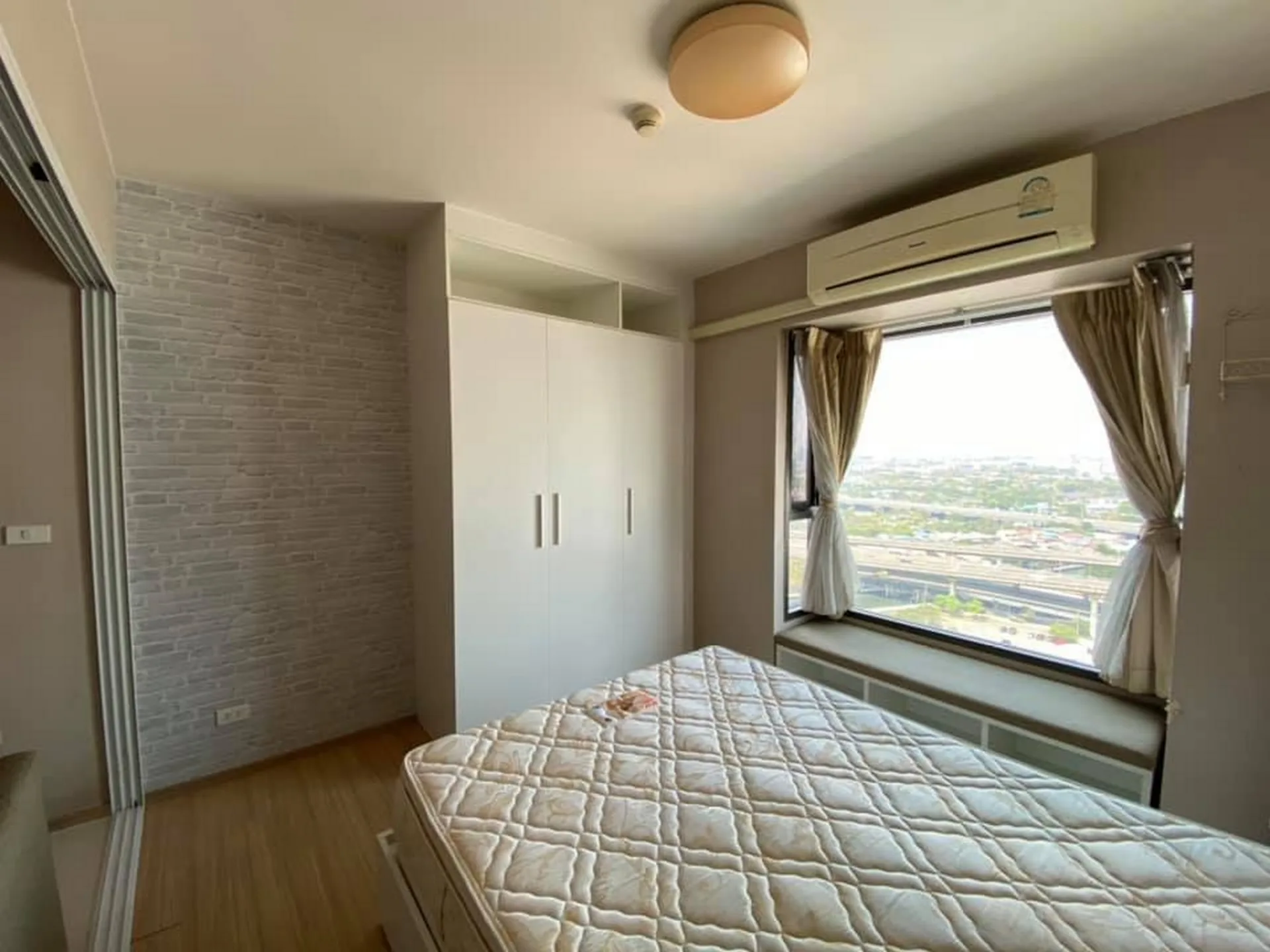 Property photos for Fuse Mobius Ramkhamhaeng Station