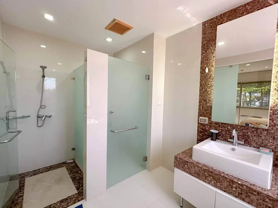 Property photos for The Sanctuary Wongamat