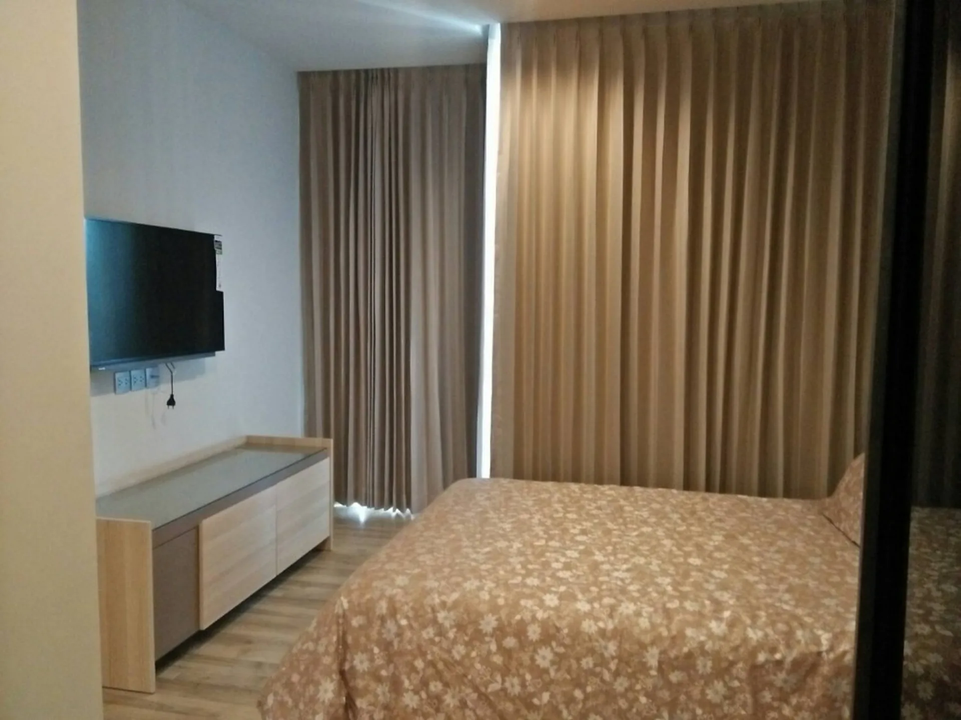 Property photos for THE LINE Jatujak - Mochit