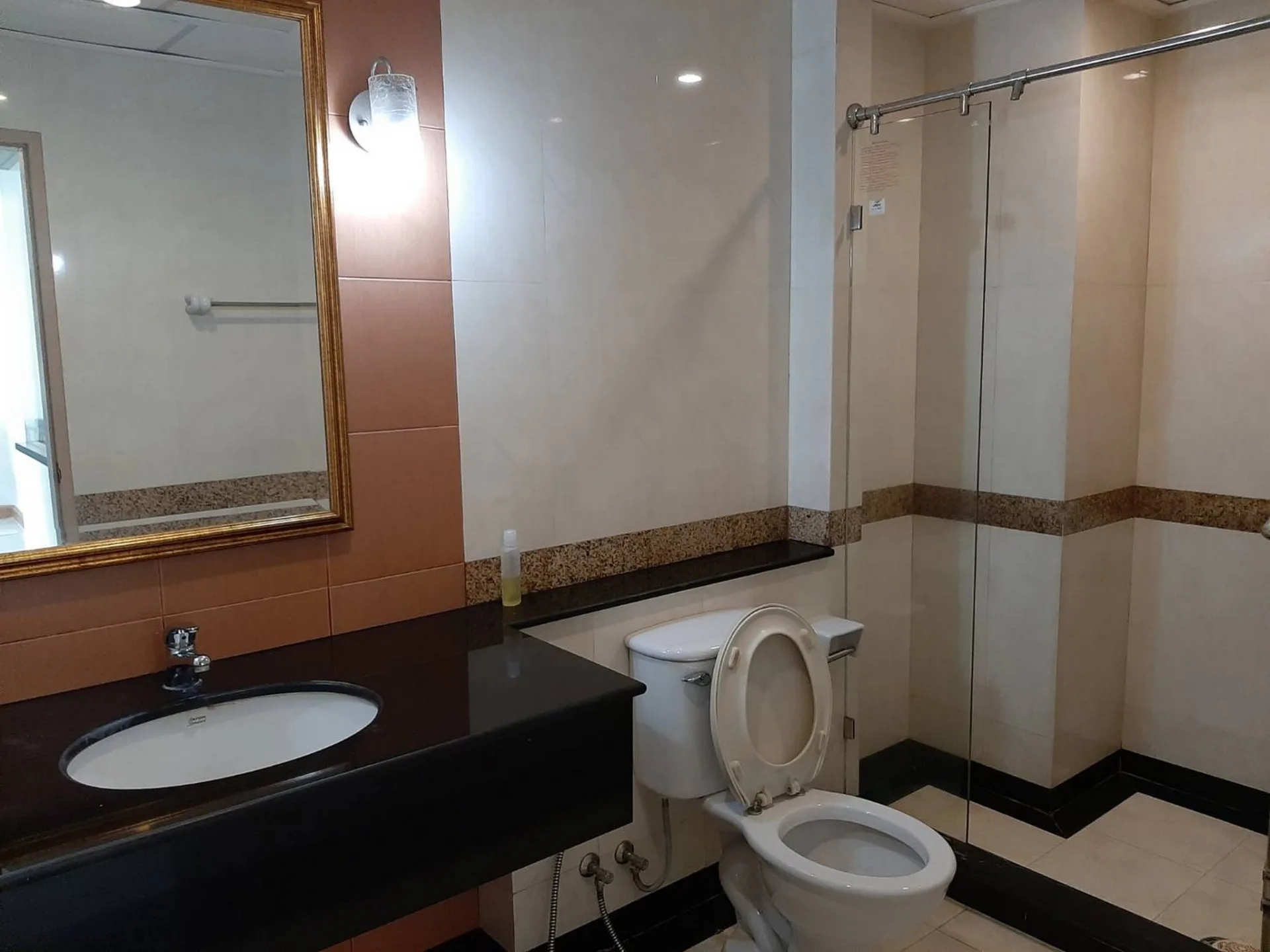 Property photos for Supalai Oriental Place Sathorn - Suanplu