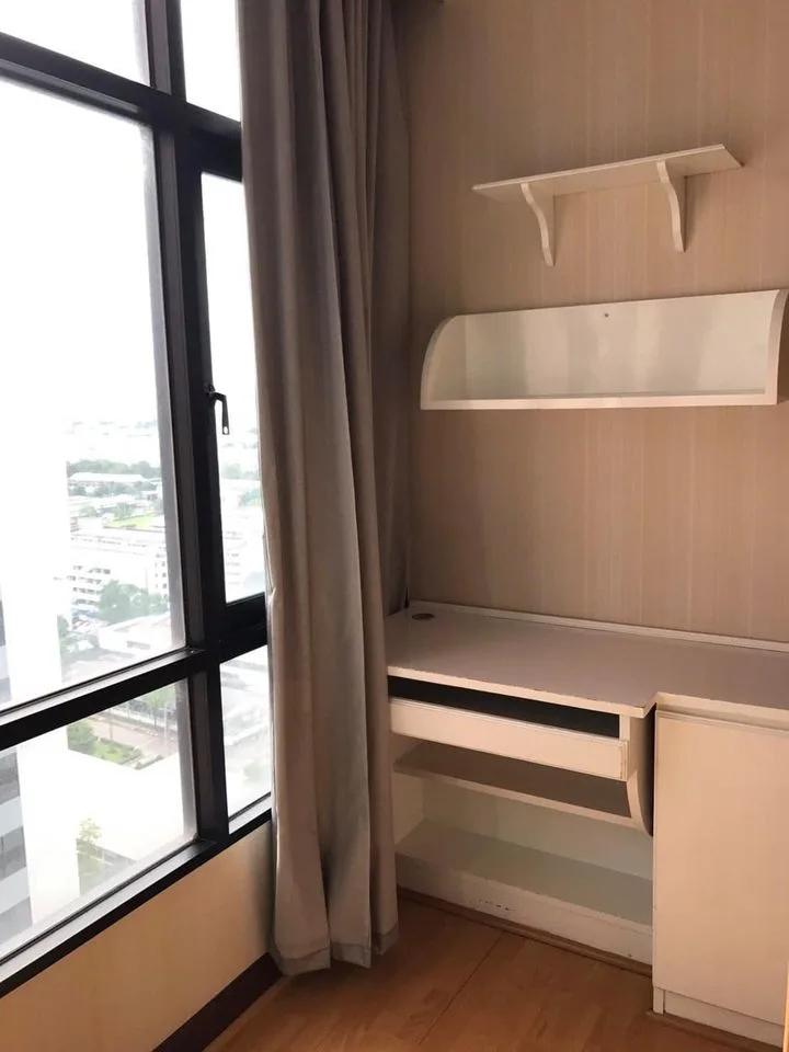 Property photos for Phayathai Place