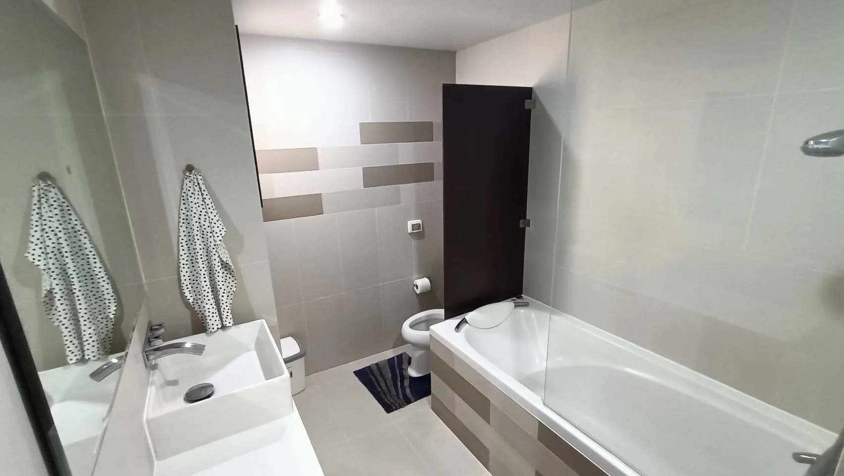 Property photos for Montrose Court