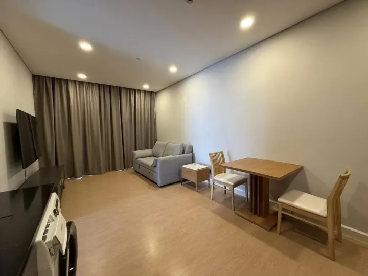 Property photos for The Room Charoenkrung 30
