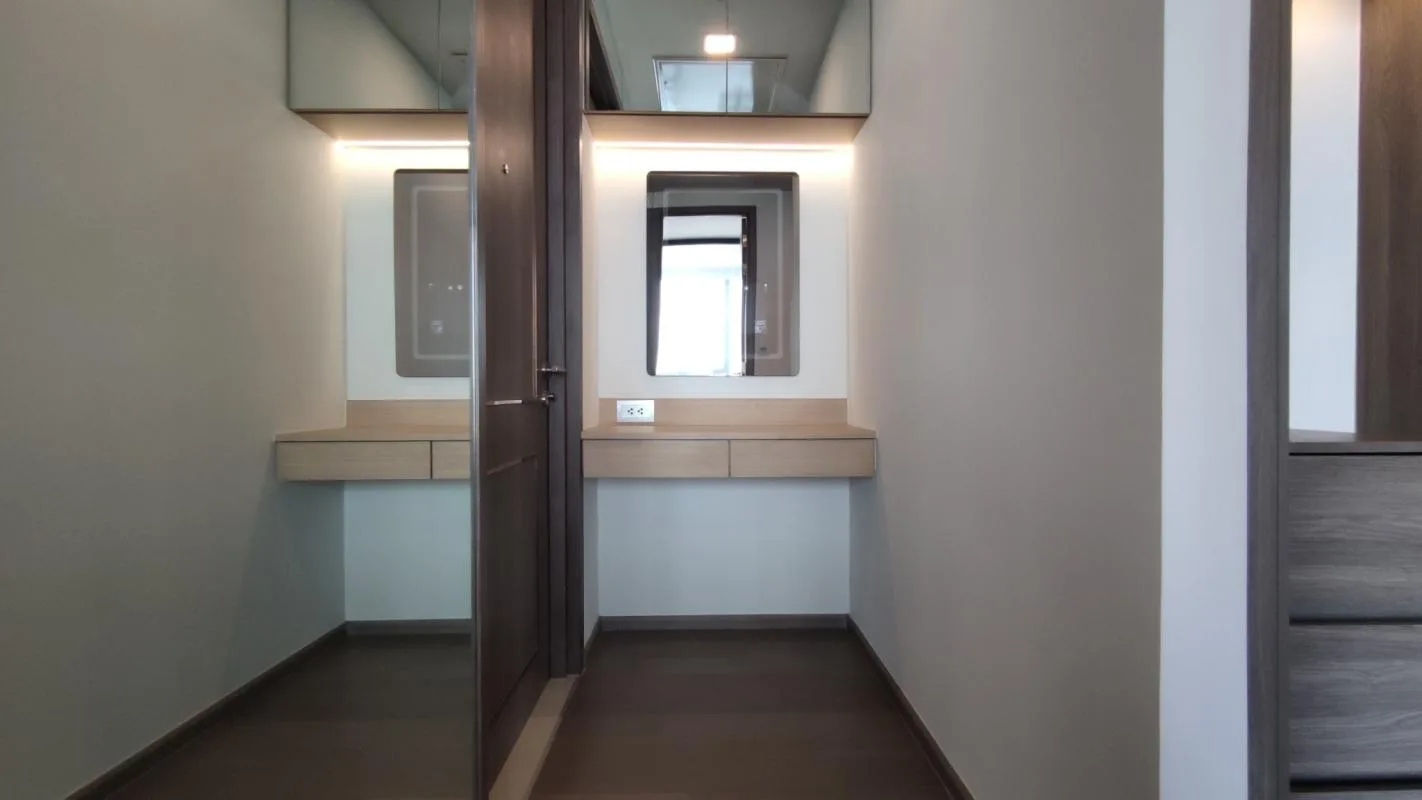 Property photos for Celes Asoke