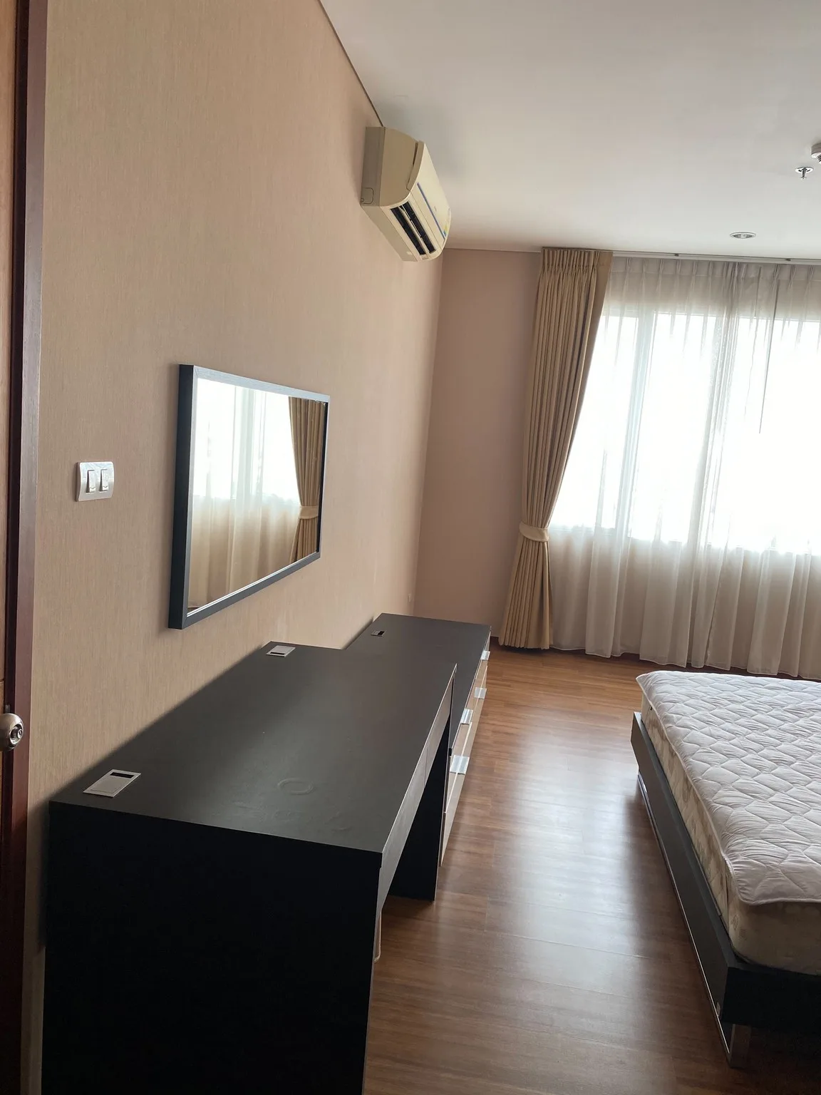 Property photos for Villa Sathorn