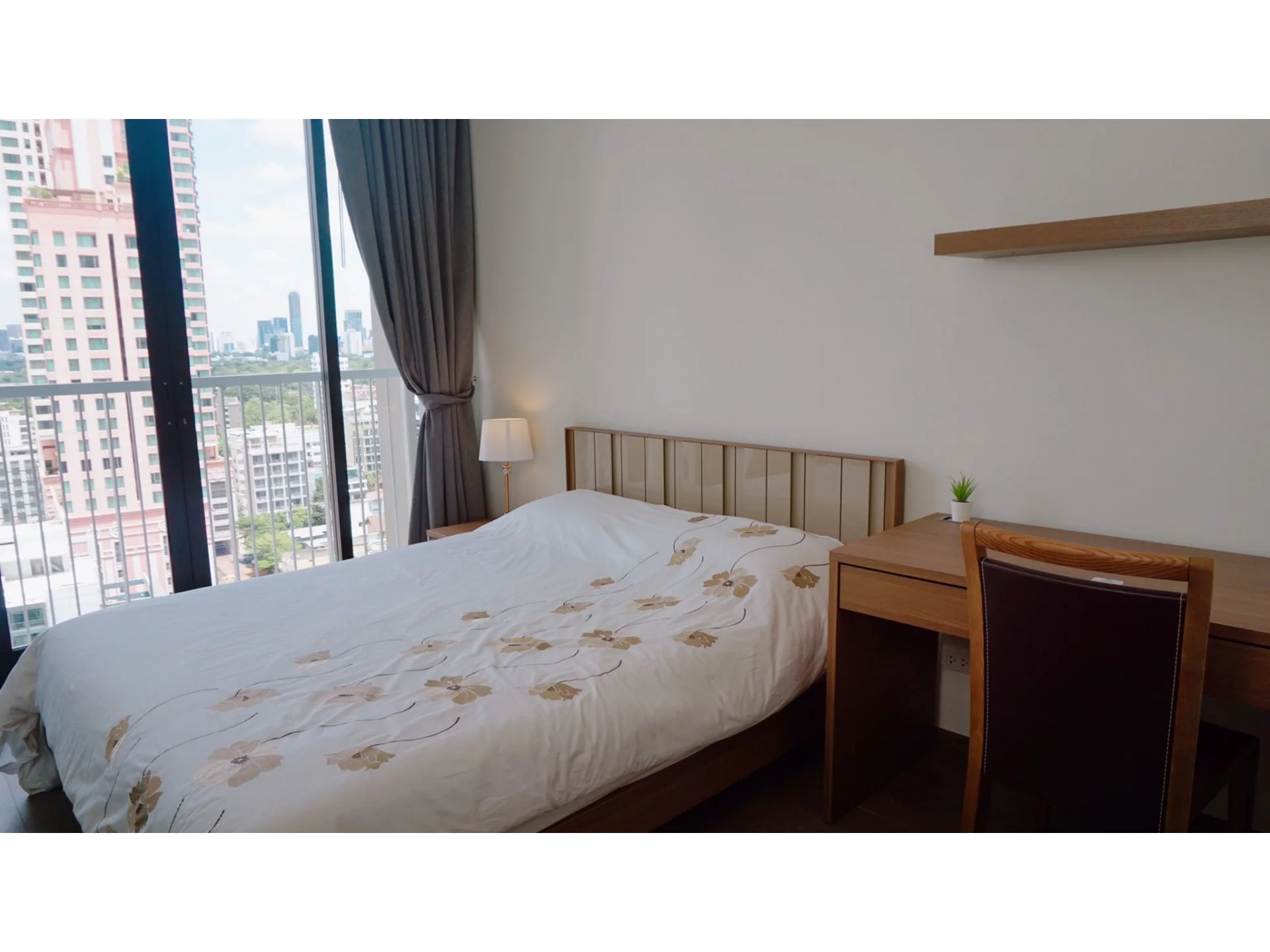 Property photos for Park Origin Phromphong