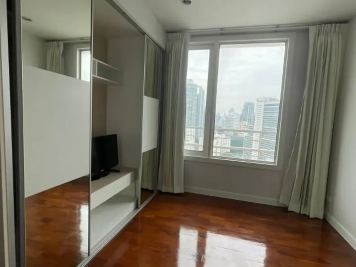 Property photos for Siri Residence