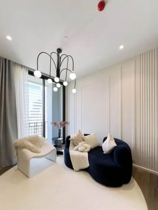 Property photos for Muniq Langsuan