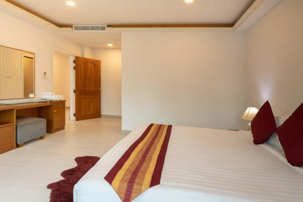 Property photos for Chaidee Mansion