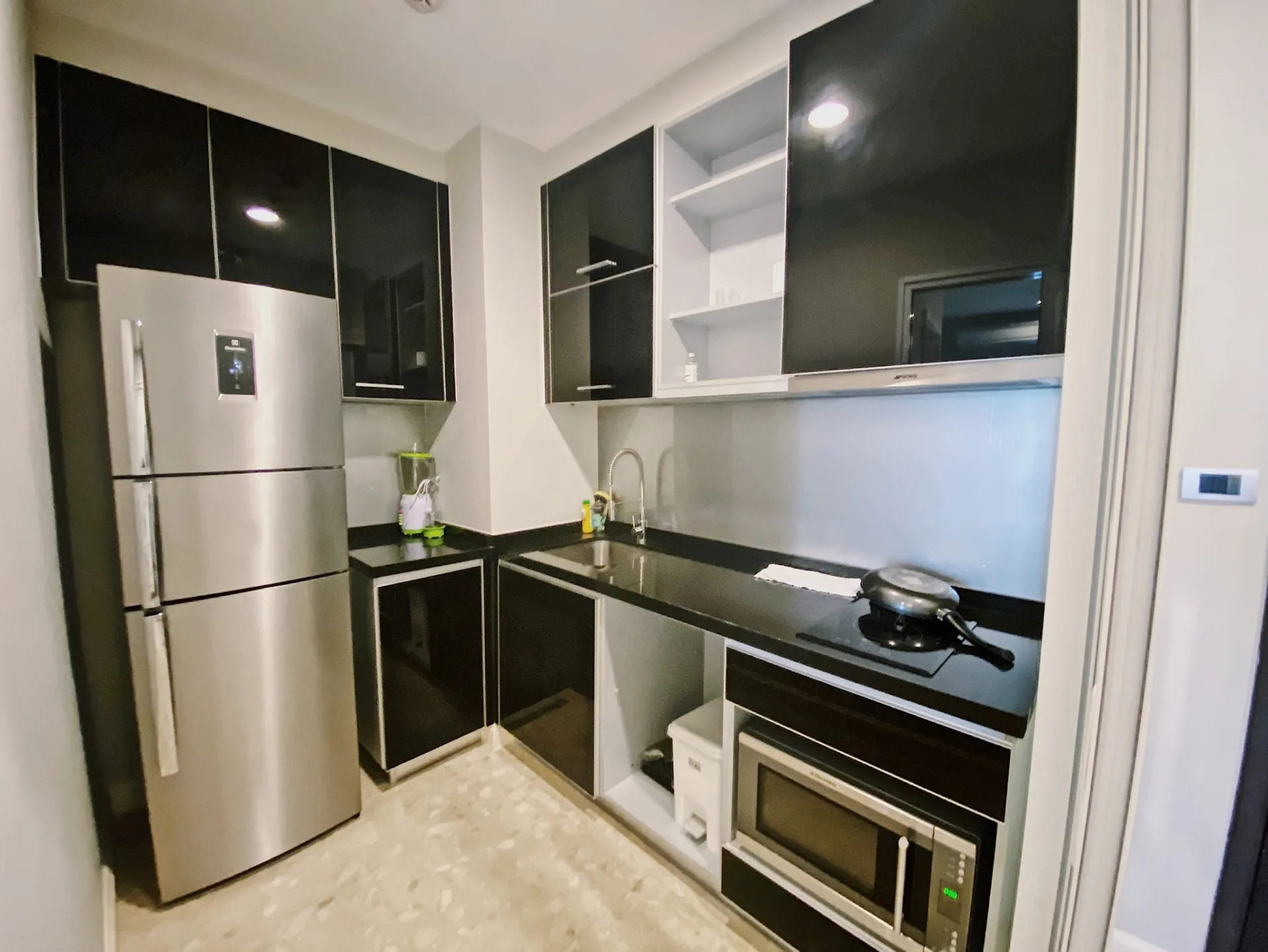 Property photos for The Crest Sukhumvit 34