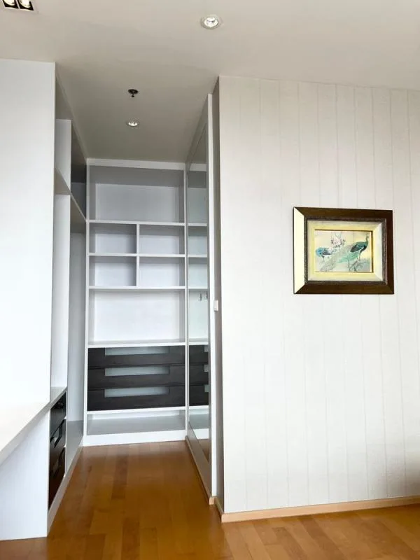 Property photos for Villa Rachatewi
