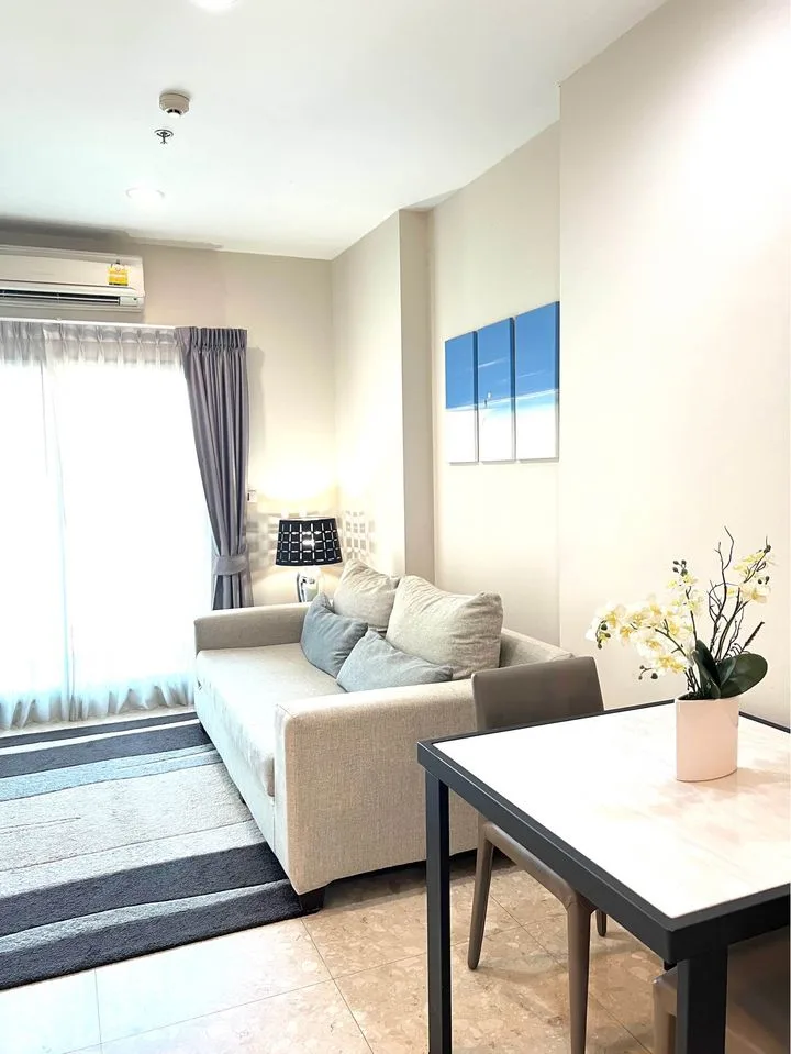 Property photos for The Crest Sukhumvit 34