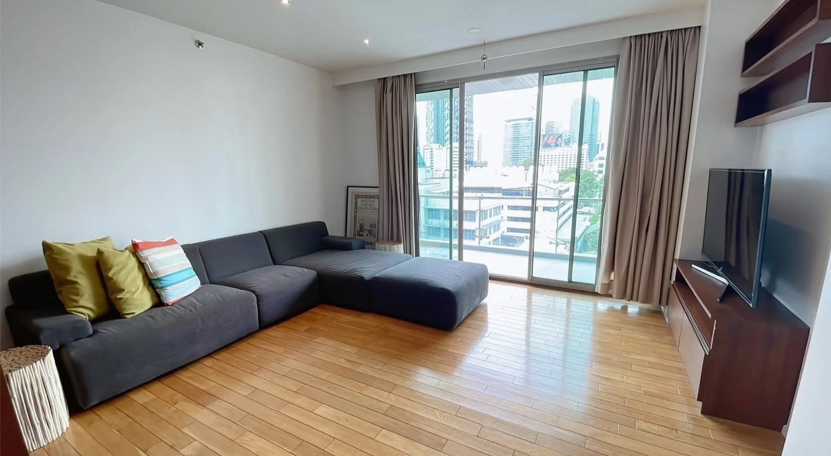 Property photos for The Legend Saladaeng