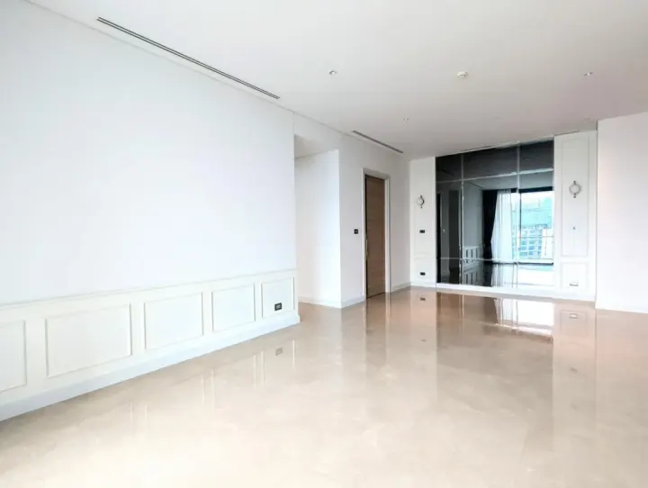 Property photos for Sindhorn Residence