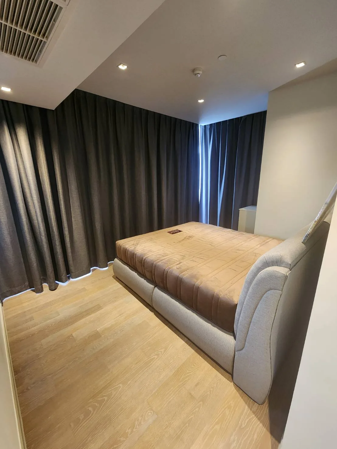 Property photos for Ashton Silom