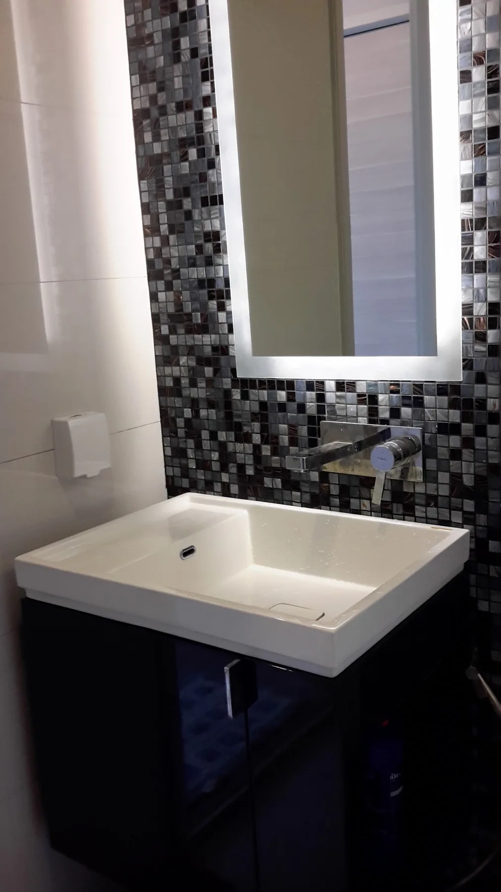 Property photos for The Room Sathorn - St.Louis
