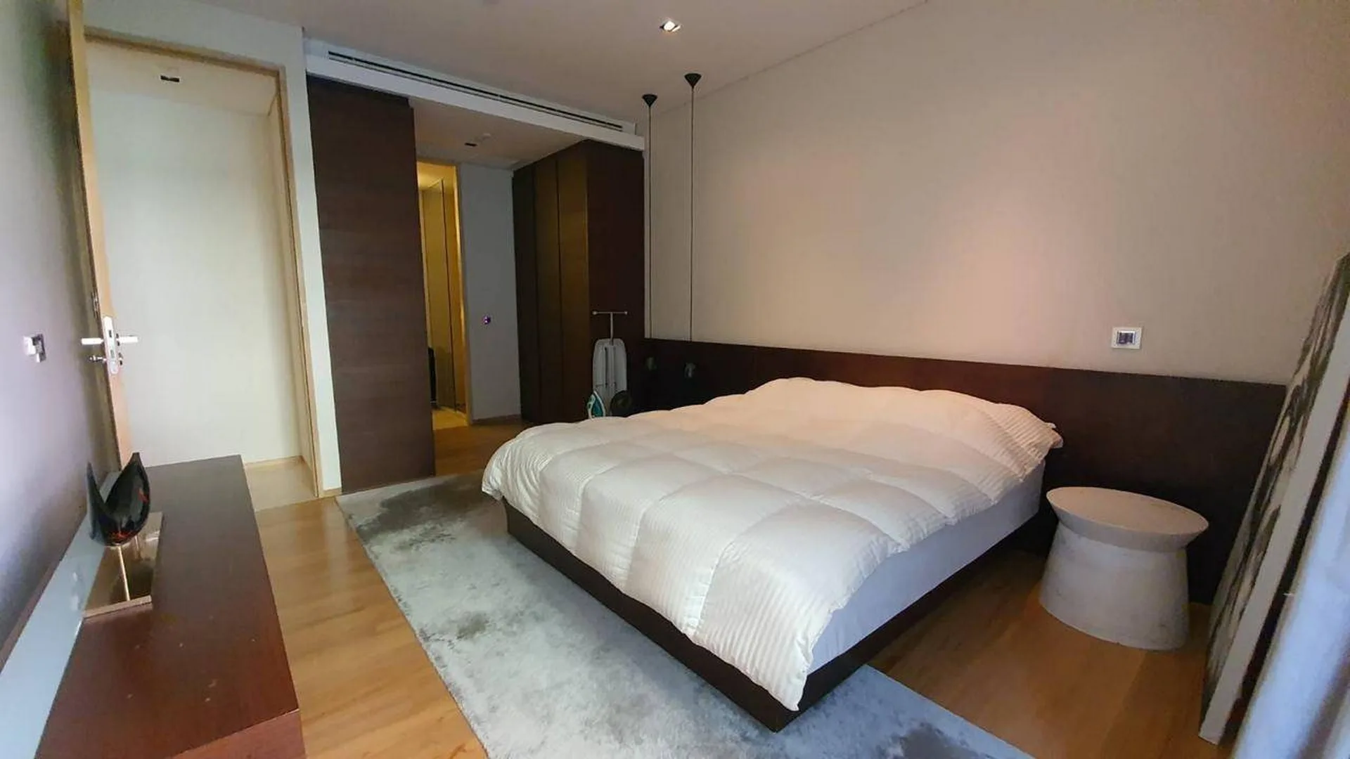 Property photos for Saladaeng Residences