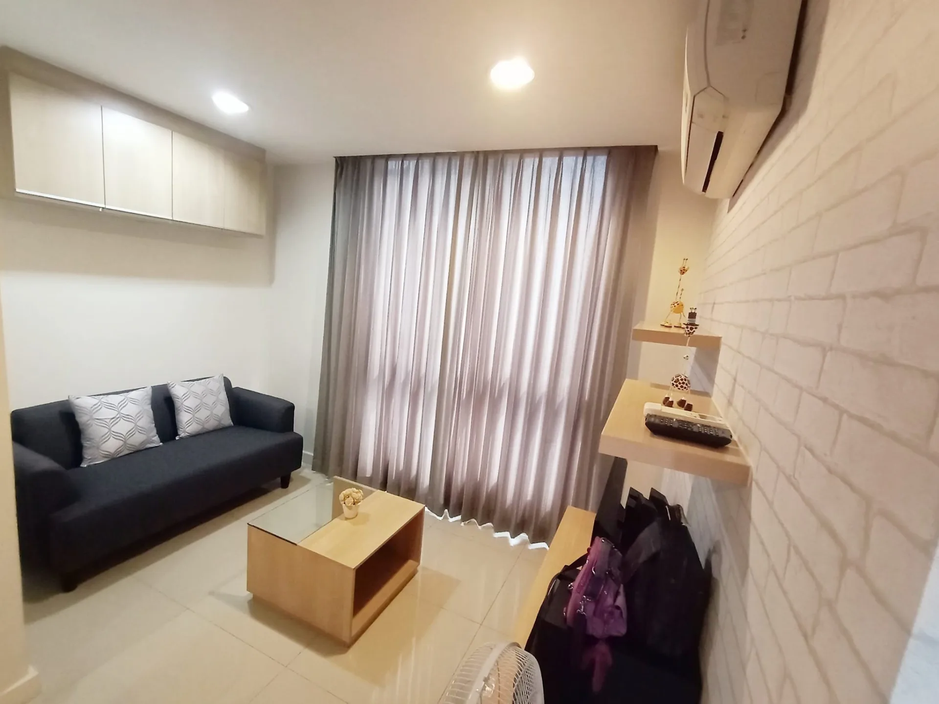 Property photos for Zenith Place Sukhumvit 42