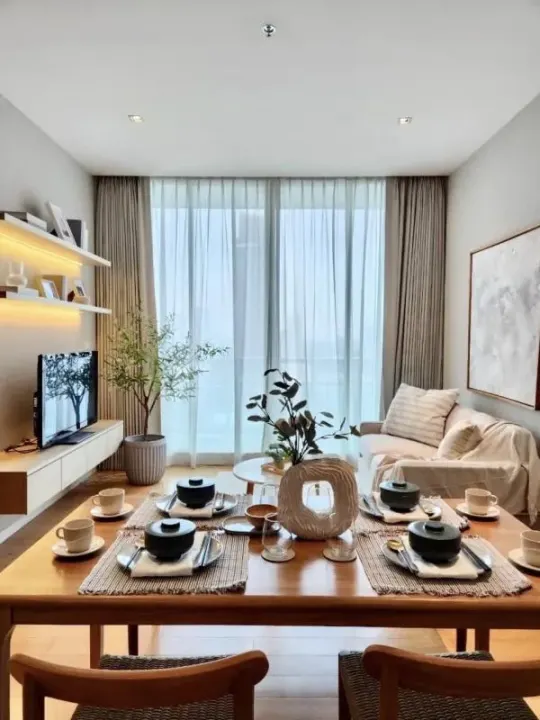Property photos for Eight Thonglor Residence