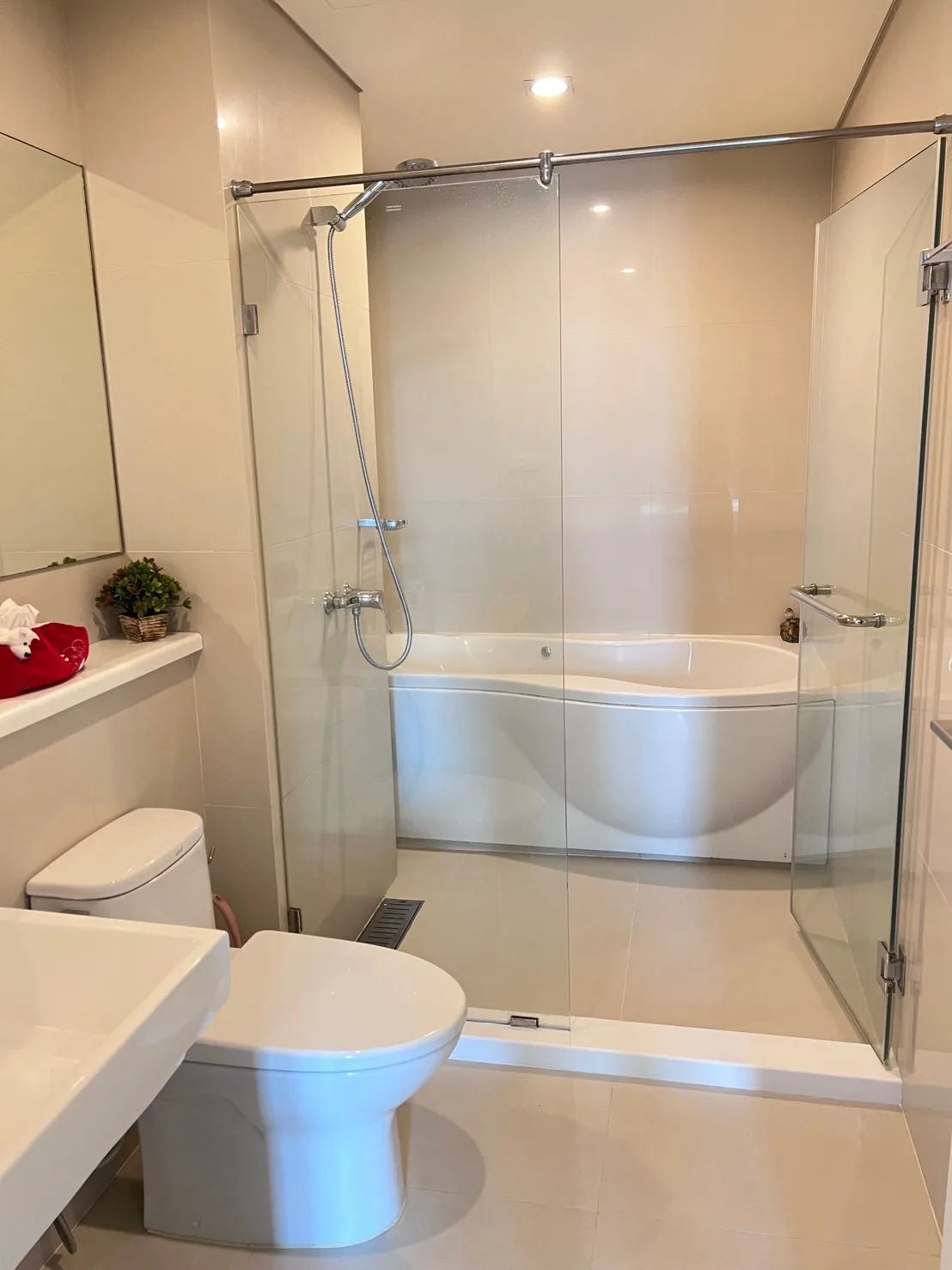 Property photos for Ivy Thonglor