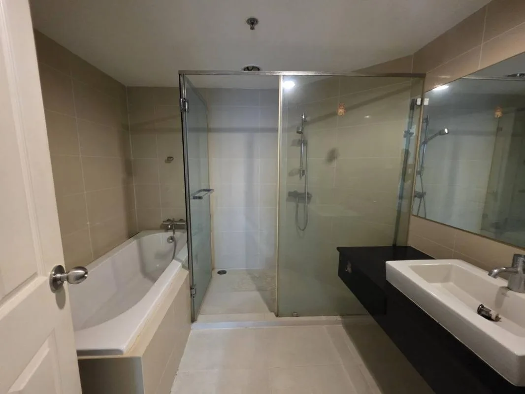 Property photos for Belle Grand Rama 9