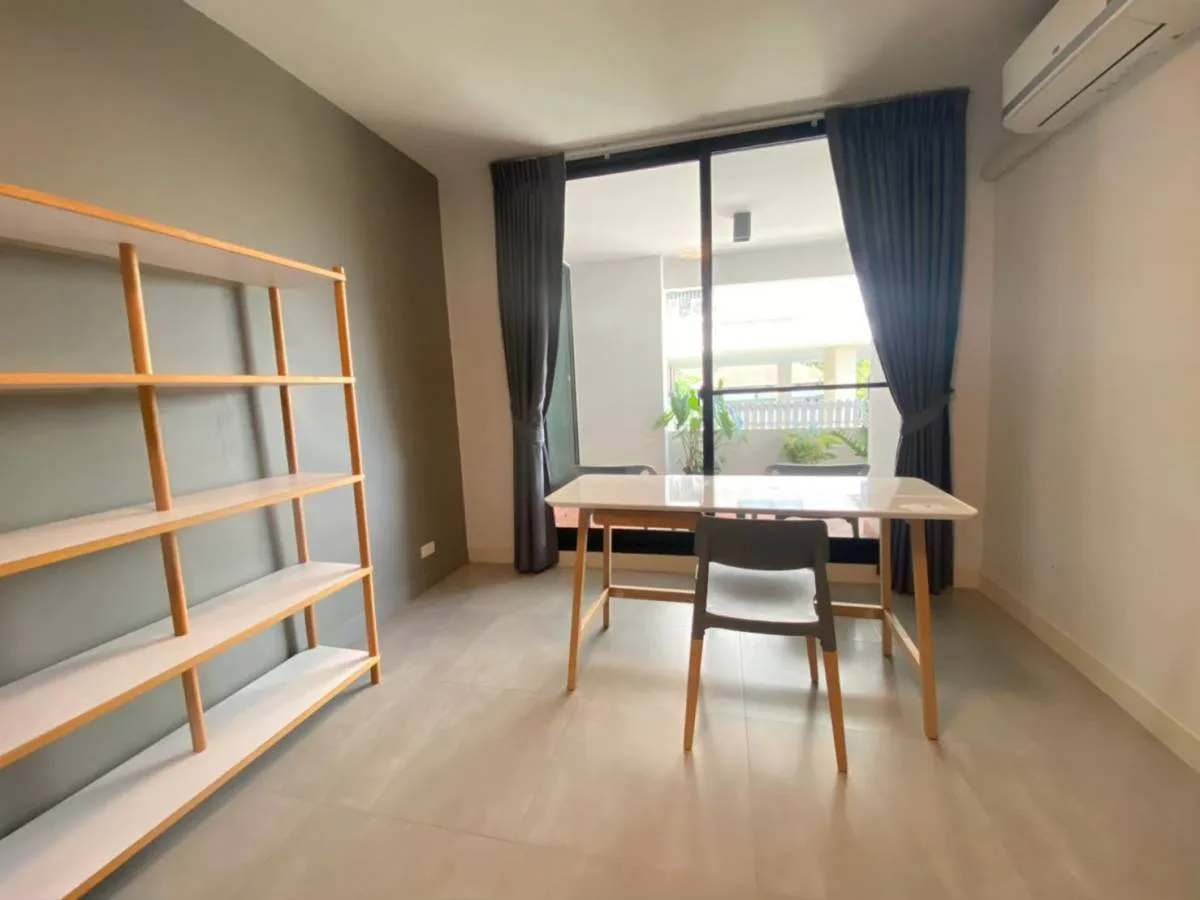 Property photos for Lily House