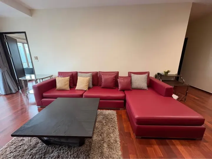 Property photos for Noble Ora