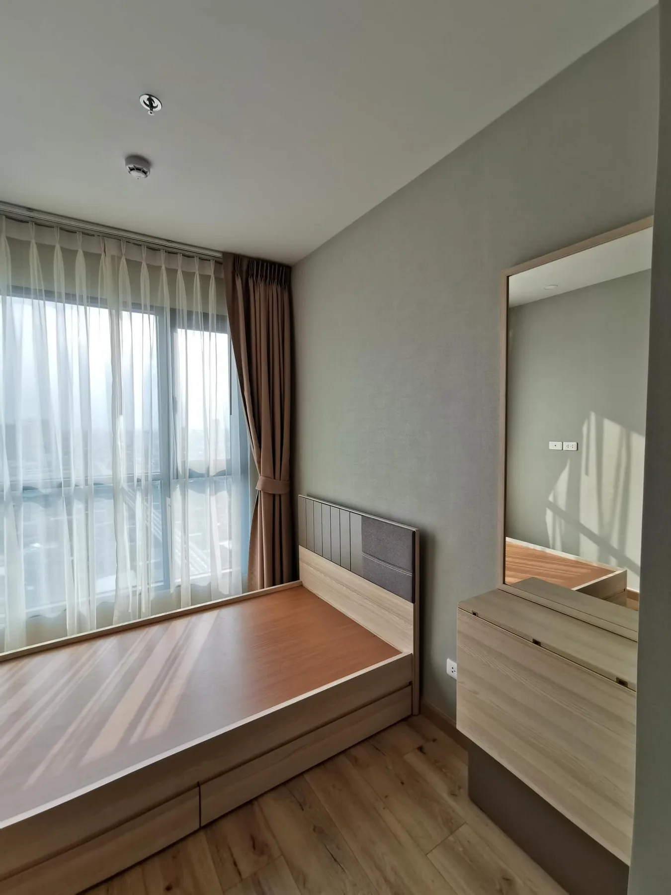 Property photos for Brix Condominium