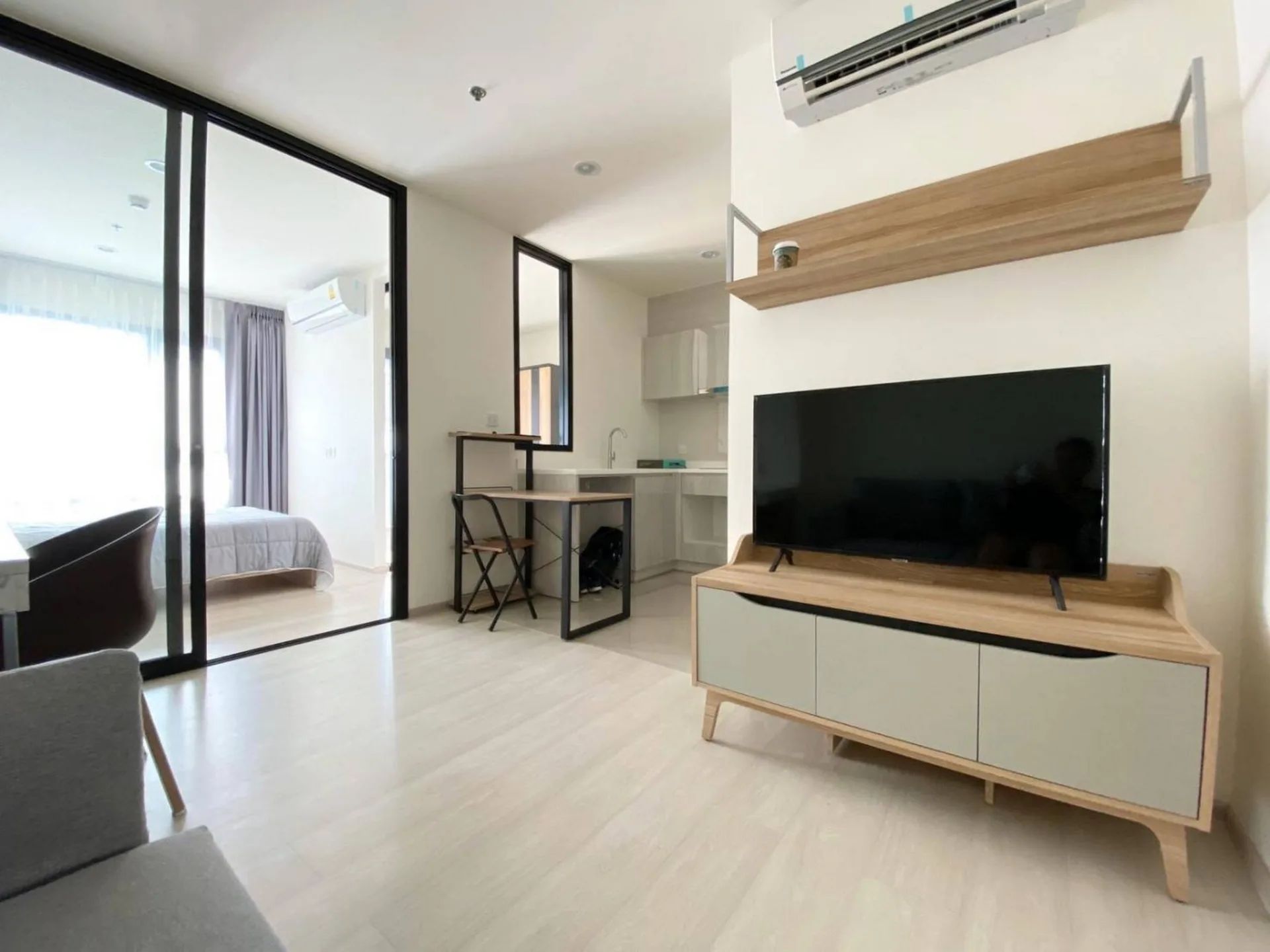 Property photos for Life Asoke