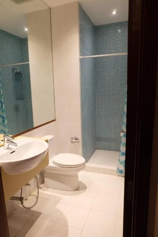 Property photos for Royal Residence Park