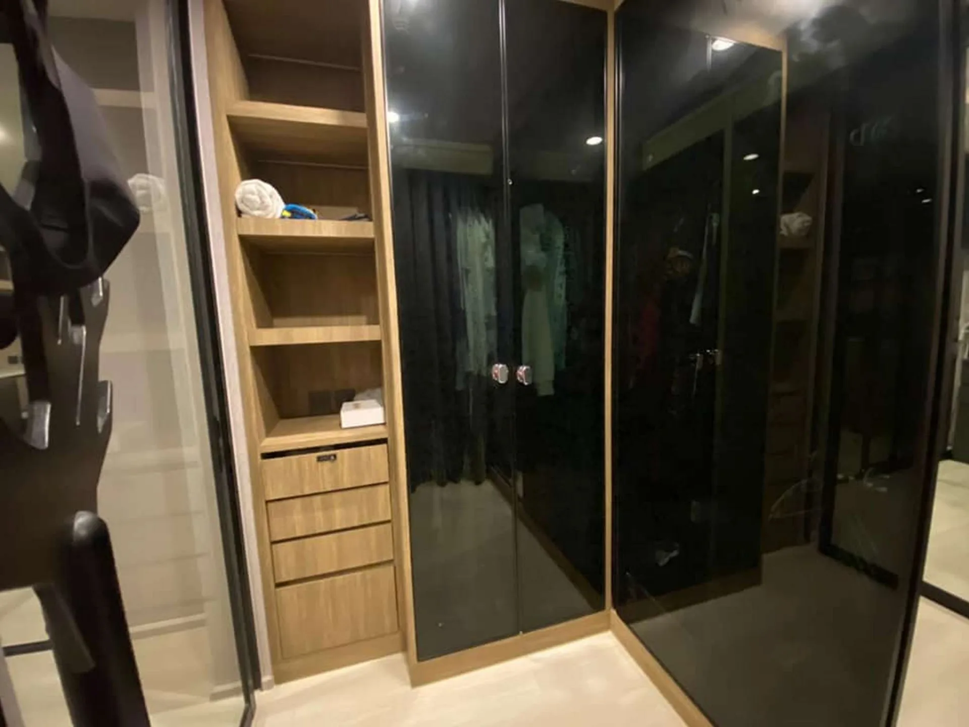 Property photos for Life Asoke