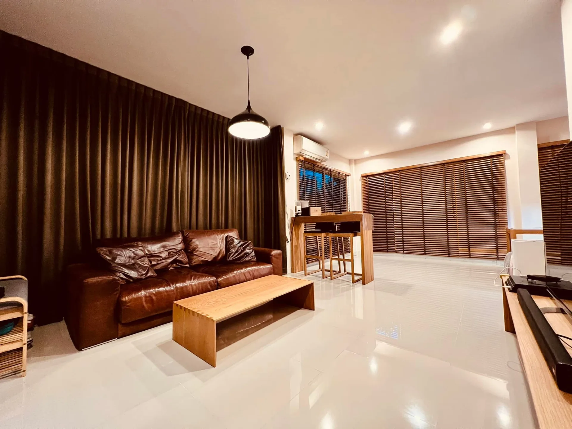 Property photos for Life Bangkok Boulevard Ratchaphruek ??? Charan
