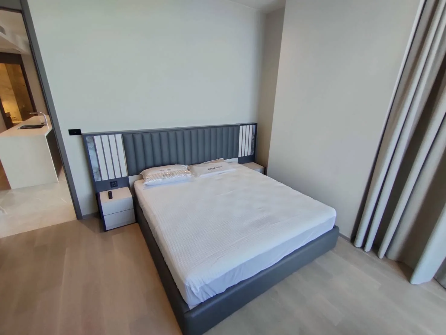 Property photos for Hyde Heritage Thonglor
