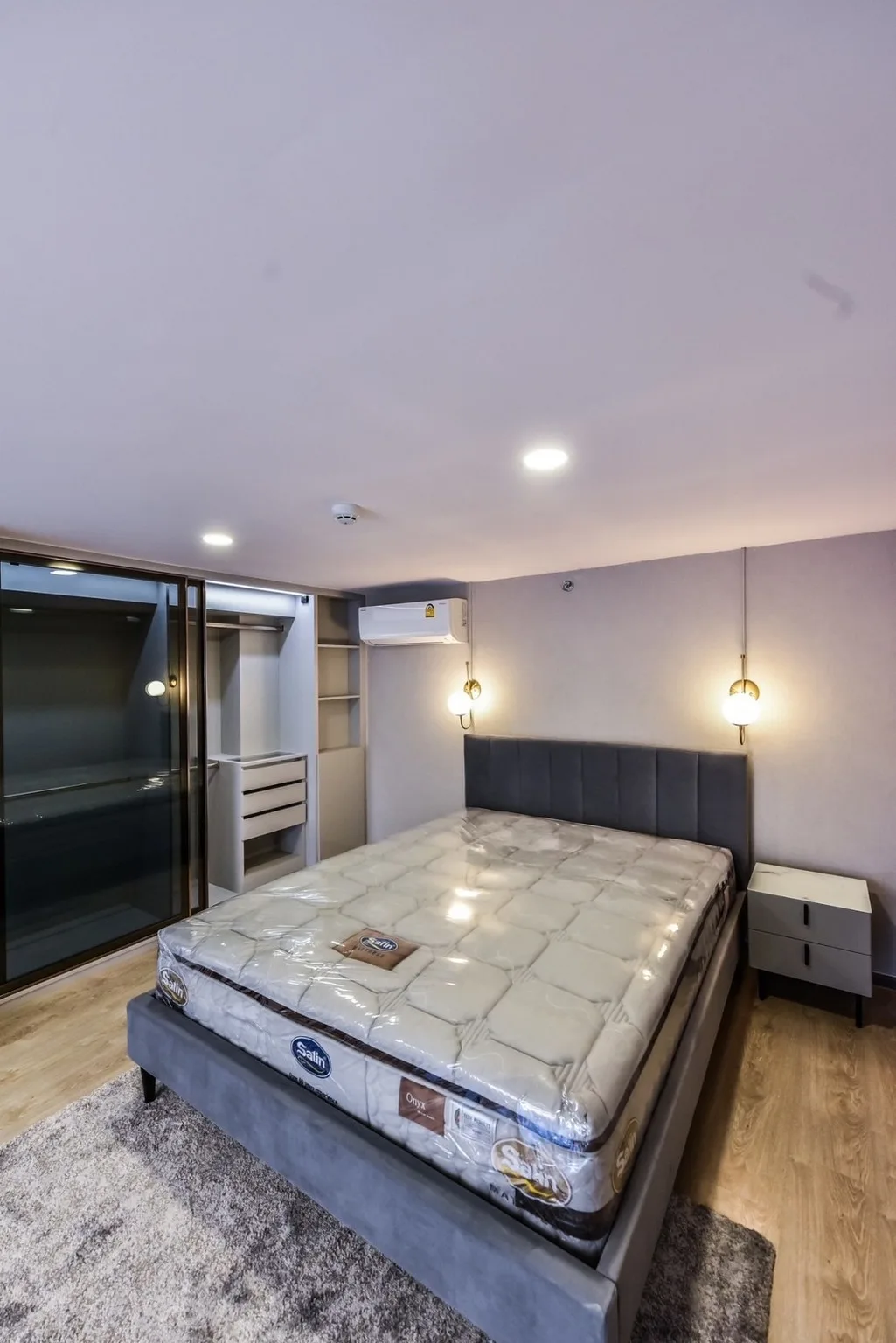 Property photos for Soho Bangkok Ratchada