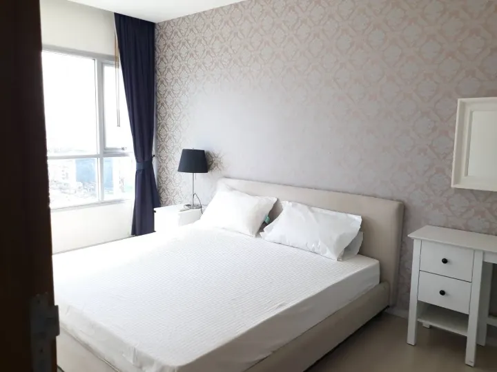 Property photos for Life Ratchadapisek