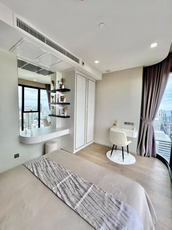 Property photos for Ashton Asoke