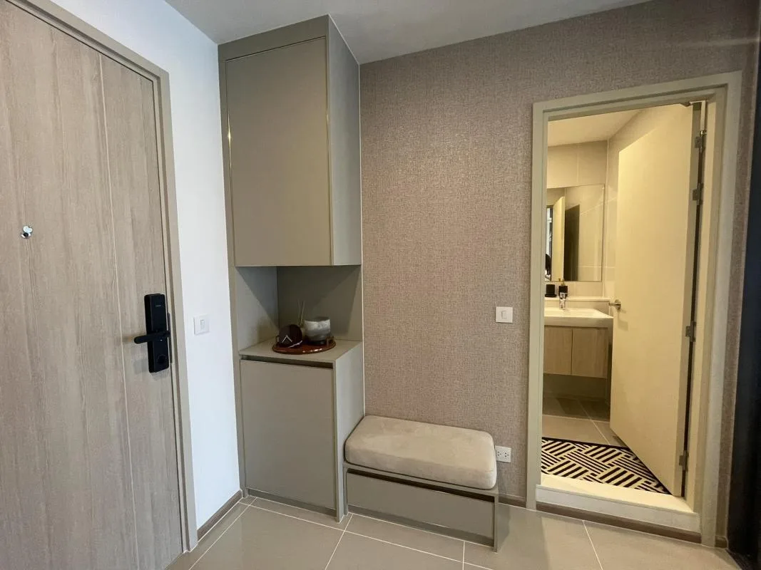 Property photos for Life Rama 4 - Asoke