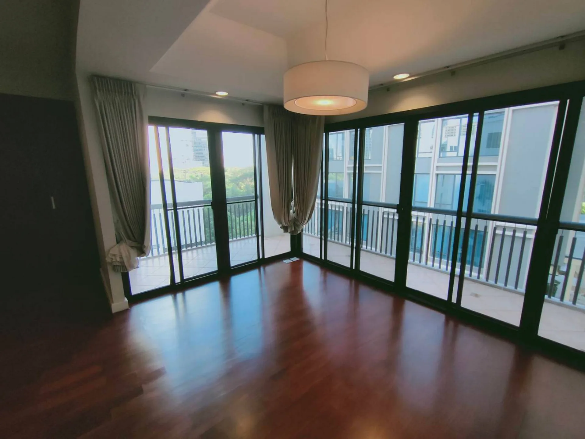 Property photos for Tonson Court